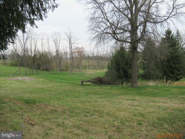 140 Mount Top Rd, House other with 2 bedrooms, 2 bathrooms and null parking in DILLSBURG PA | Image 5