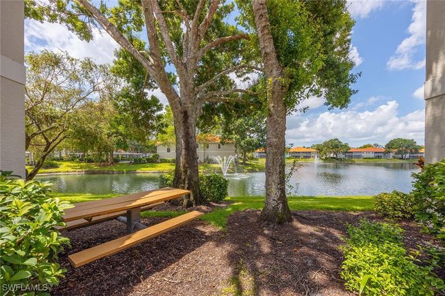 APT-201 - 2450 Old Groves Rd, Condo with 2 bedrooms, 2 bathrooms and null parking in Naples FL | Image 31