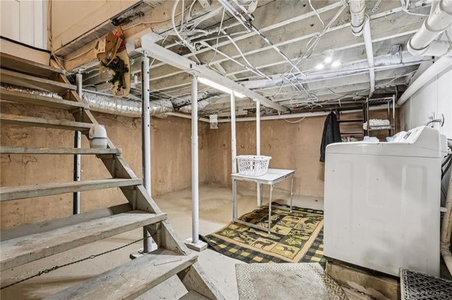 213 N Broadway St, House other with 3 bedrooms, 2 bathrooms and null parking in Blanchester OH | Image 65