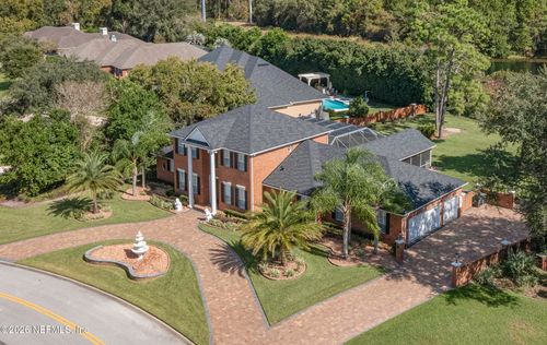 8135 Wekiva Way, JACKSONVILLE, FL, 32256-7365 | Card Image
