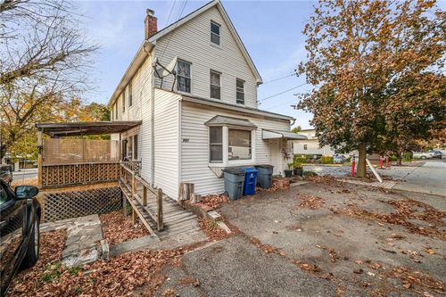865 Commerce St, Thornwood, NY, 10594-1415 | Card Image