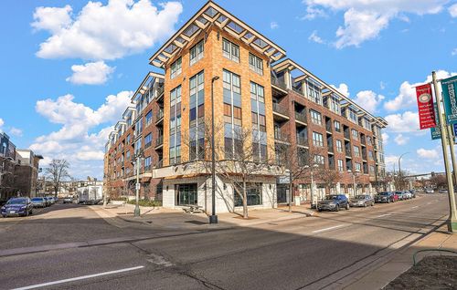 unit-320-4525 Park Commons Dr, Saint Louis Park, MN, 55416-5176 | Card Image