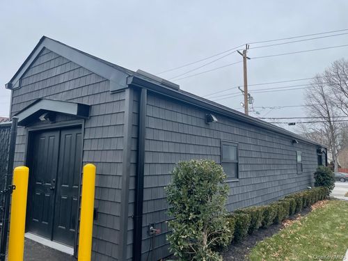 544 Rosevale Ave, Ronkonkoma, NY, 11779-3070 | Card Image