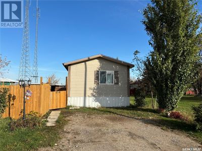 610 Poplar Pl, House other with 3 bedrooms, 2 bathrooms and null parking in Hudson Bay SK | Image 1