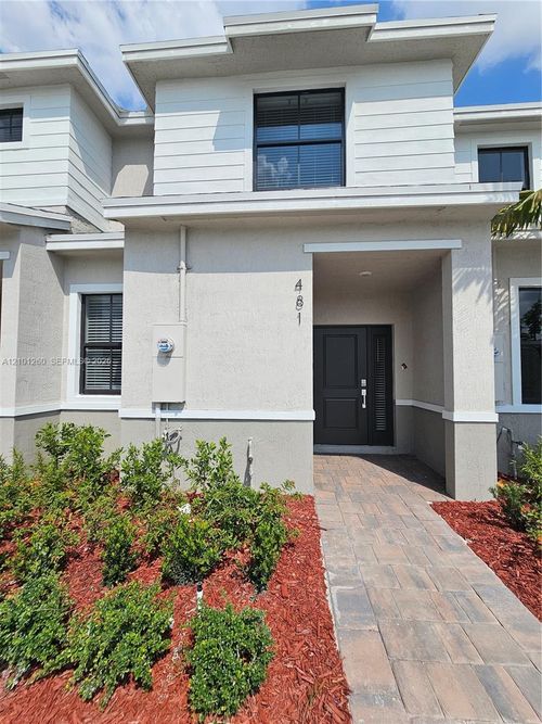 481 Ne 15th St, Florida City, FL, 33034 | Card Image