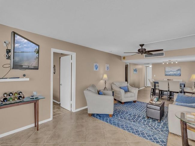 APT-601 - 3200 N Highway A1a, Condo with 2 bedrooms, 2 bathrooms and null parking in Hutchinson Island FL | Image 8