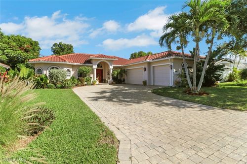 24908 Fairwinds Ln, BONITA SPRINGS, FL, 34135-9605 | Card Image