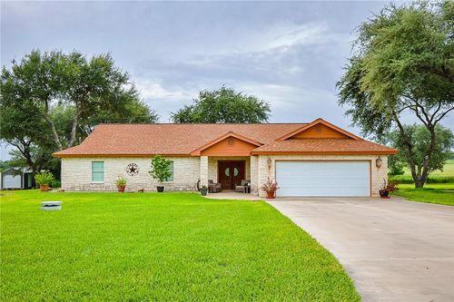 2697 Oak Grove Rd, Beeville, TX, 78102-8375 | Card Image