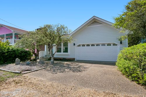 301 E Ave, Kure Beach, NC, 28449-3502 | Card Image