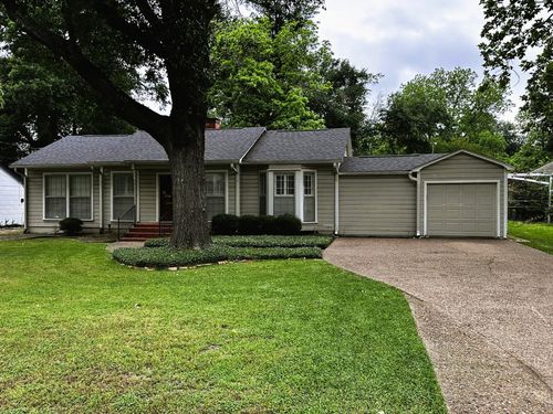305 Grace Ln, Terrell, TX, 75160-1622 | Card Image