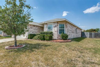 1409 Eagles Nest Trail, House other with 3 bedrooms, 2 bathrooms and null parking in Krum TX | Image 1