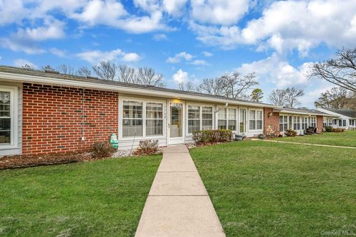 116 Exmore Court, Brookhaven, NY, 11961 | Card Image