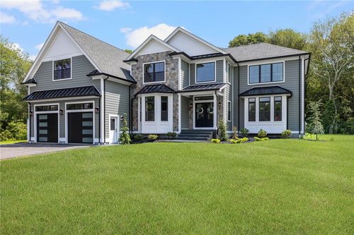 140 S Pier Rd, Narragansett, RI, 02882-3523 | Card Image