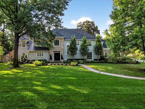 1055 54th St, Kansas City, MO, 64112-2333 | Card Image