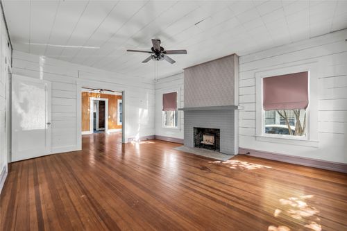 2600 Colcord Ave, Waco, TX, 76707-1913 | Card Image