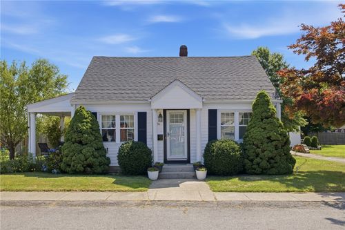 26 Crandall Ct, Warwick, RI, 02889-1409 | Card Image
