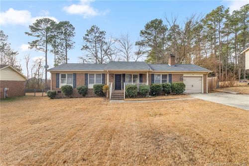 6654 Vaughn Rd, Fayetteville, NC, 28304-6009 | Card Image