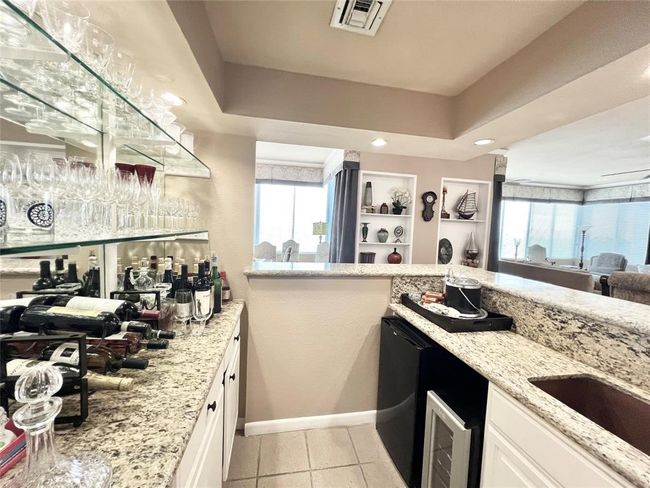 Kitchen | Image 16