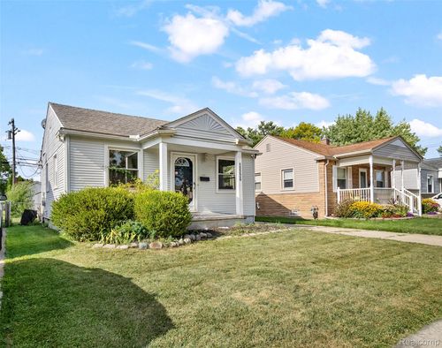 13226 Castle St, Southgate, MI, 48195-1129 | Card Image