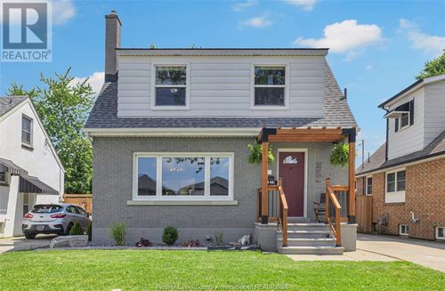 1818 Meldrum Rd, Windsor, ON, N8W4C9 | Card Image