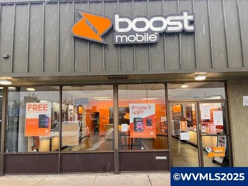 1981 Lancaster Dr Ne, Salem, OR, 97305-1020 | Card Image