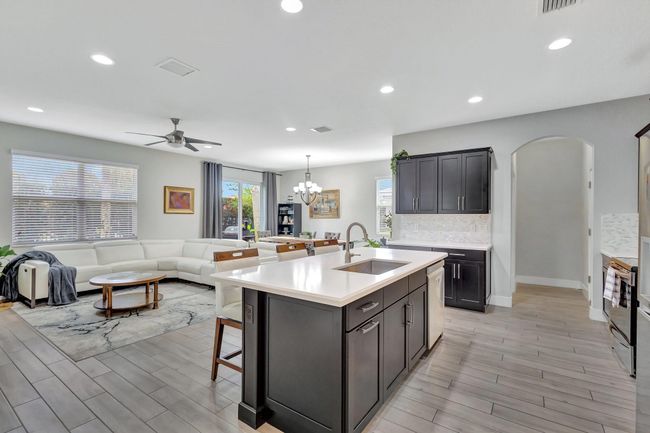 92 Palmetto Ln, House other with 4 bedrooms, 3 bathrooms and null parking in Royal Palm Beach FL | Image 11