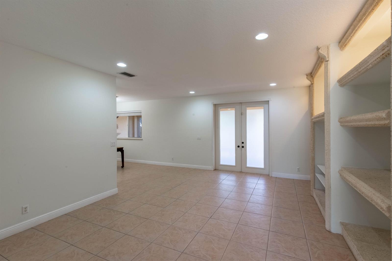 Residential Lease in Wellington 4