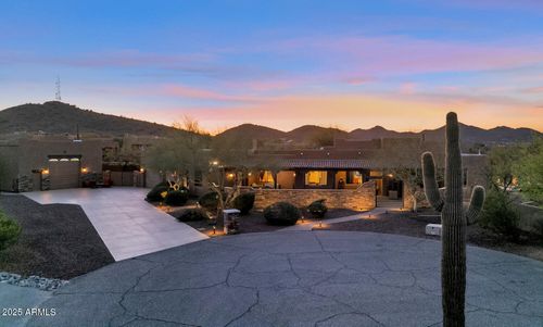 112 W Sagebrush Dr, Phoenix, AZ, 85085-6099 | Card Image