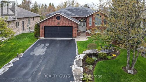 34 Olde Forest Lane, Kawartha Lakes (Bobcaygeon), ON, K0M1A0 | Card Image