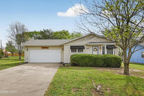 2411 S Tyler Ave, Joplin, MO, 64804-1547 | Card Image