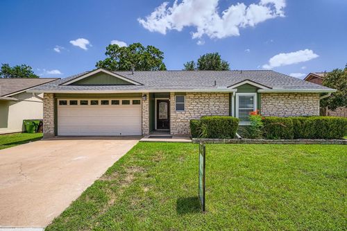601 Yucca Dr, Round Rock, TX, 78681-7412 | Card Image