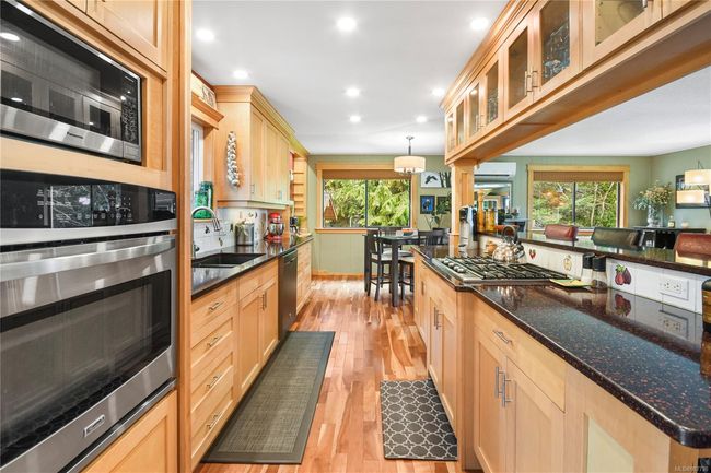 1625 Queequeg Trnabt, House other with 3 bedrooms, 3 bathrooms and 4 parking in Gabriola Island BC | Image 9