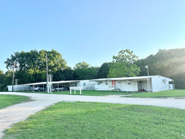 UNIT-14 - 3210 Rural Ranch Rd, Home with 14 bedrooms, 14 bathrooms and 20 parking in Gainesville TX | Image 18