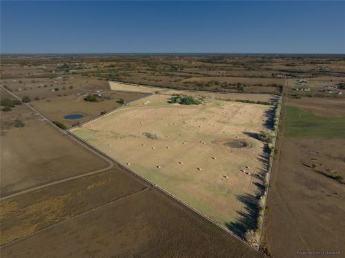 1651 Weiss Ln, Brenham, TX, 77833-7067 | Card Image