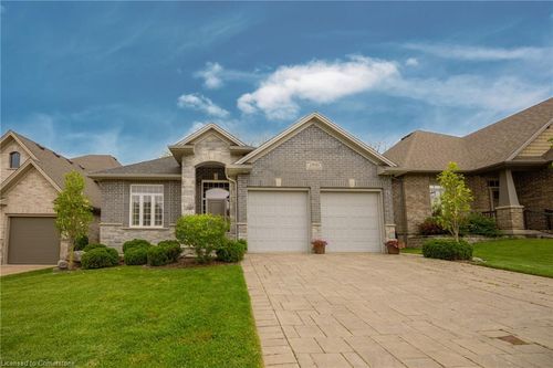 2800 Sheffield Pl, London, ON, N6M0E5 | Card Image