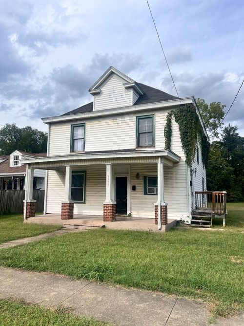 2001 Melrose Ave Nw, Roanoke, VA, 24017-4015 | Card Image
