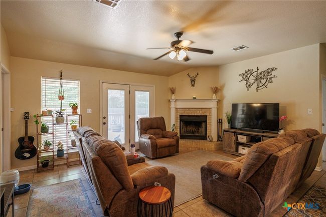 6 S Bobcat Ct, House other with 3 bedrooms, 2 bathrooms and null parking in Morgans Point Resort TX | Image 15