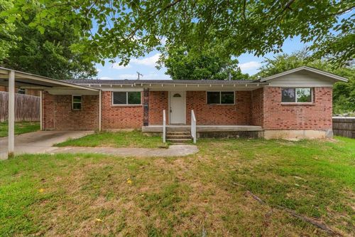 4504 Highland Lake Dr, Lake Worth, TX, 76135-2319 | Card Image