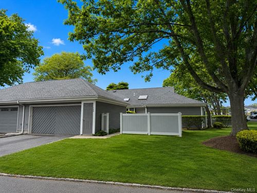 188 River Dr, Moriches, NY, 11955-1716 | Card Image