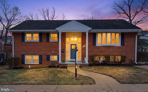 400 N Madison Street, ARLINGTON, VA, 22203 | Card Image