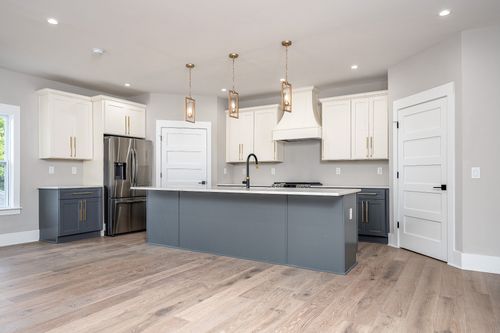 b-428 E Trinity Ln, Nashville, TN, 37207-4526 | Card Image