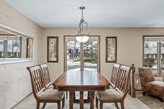 Separate formal dining room - | Image 10