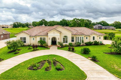 230 Lawrence Marshall Dr, Hempstead, TX, 77445-2019 | Card Image