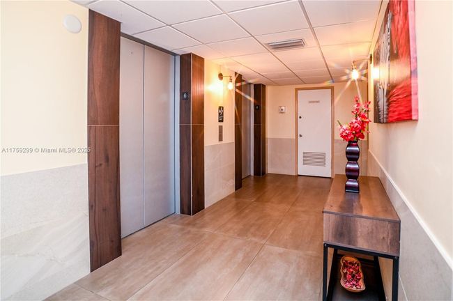 APT-601 - 4164 Inverrary Dr, Condo with 2 bedrooms, 2 bathrooms and null parking in Lauderhill FL | Image 39