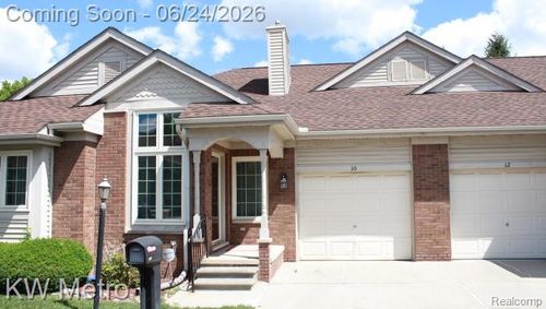 5-10 Canfield Cir, Dearborn Heights, MI, 48127-3771 | Card Image