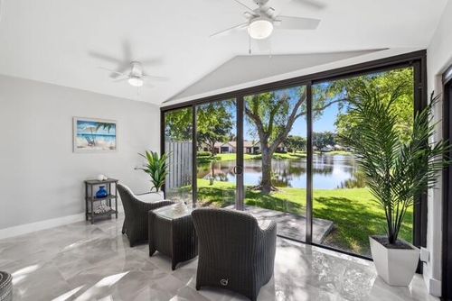4847 Boxwood Cir, Boynton Beach, FL, 33436-4738 | Card Image