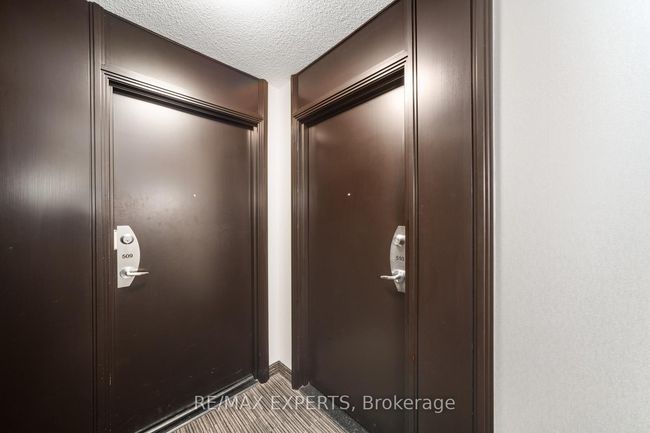510 - 33 Sheppard Ave E, Condo with 2 bedrooms, 2 bathrooms and 1 parking in North York ON | Image 6