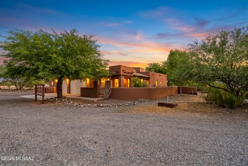 95 Camino Josefina, Rio Rico, AZ, 85648-6618 | Card Image