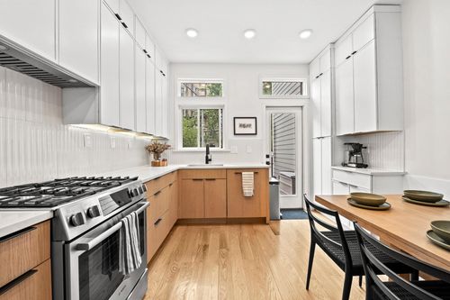722 Park Ave, Hoboken, NJ, 07030-4006 | Card Image