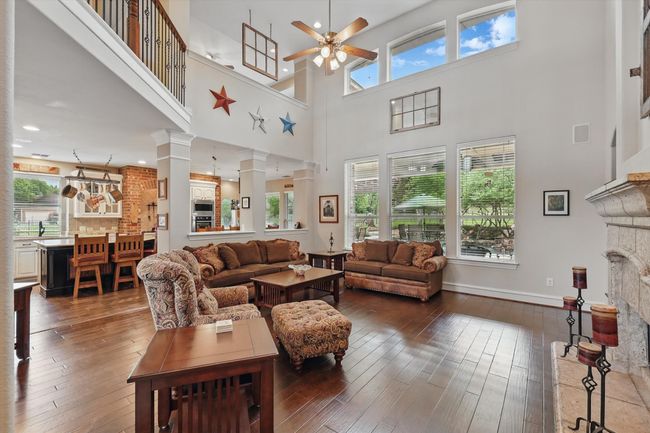 112 W Carruth Ln, House other with 4 bedrooms, 4 bathrooms and null parking in Double Oak TX | Image 13